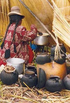 Cocinando_Isla Uros_Titicaca_Peru